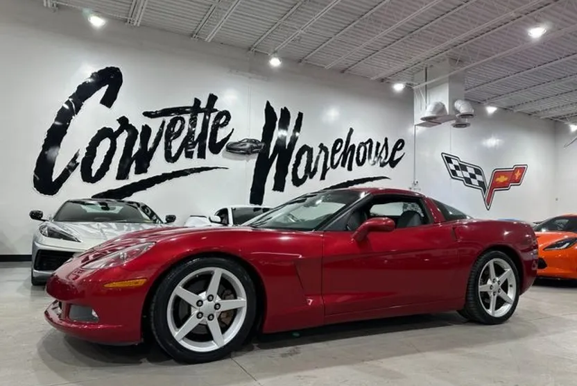 2005 Chevrolet Corvette 3LT photo 1