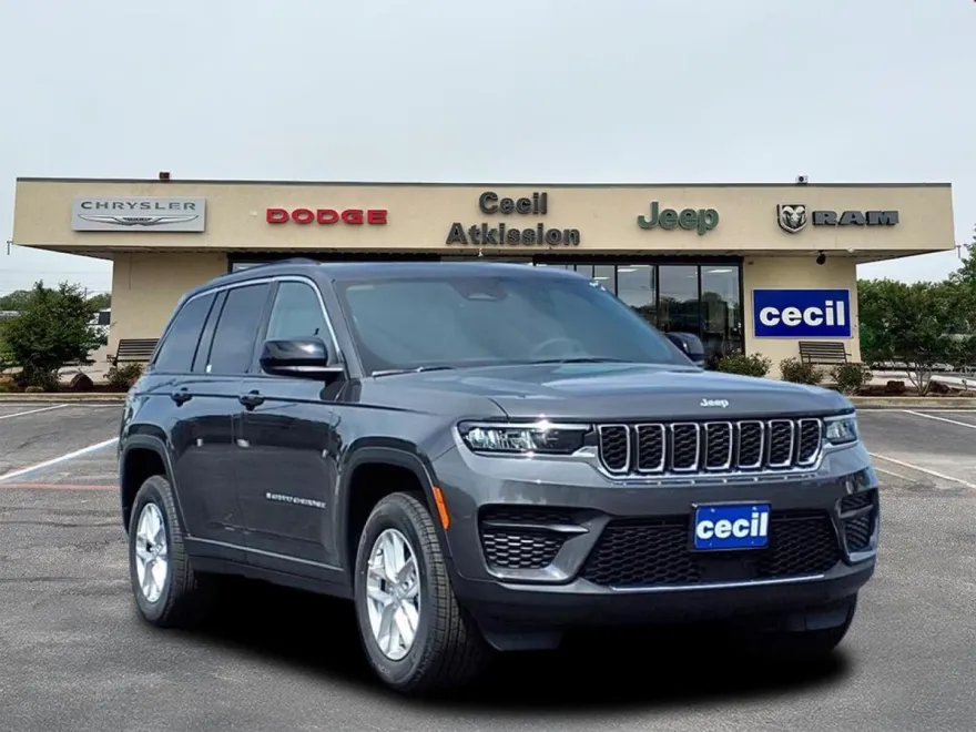 2025 Jeep Grand Cherokee Laredo X photo 1