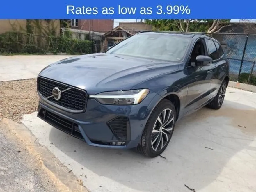 2024 Volvo XC60 B5 Plus photo 1