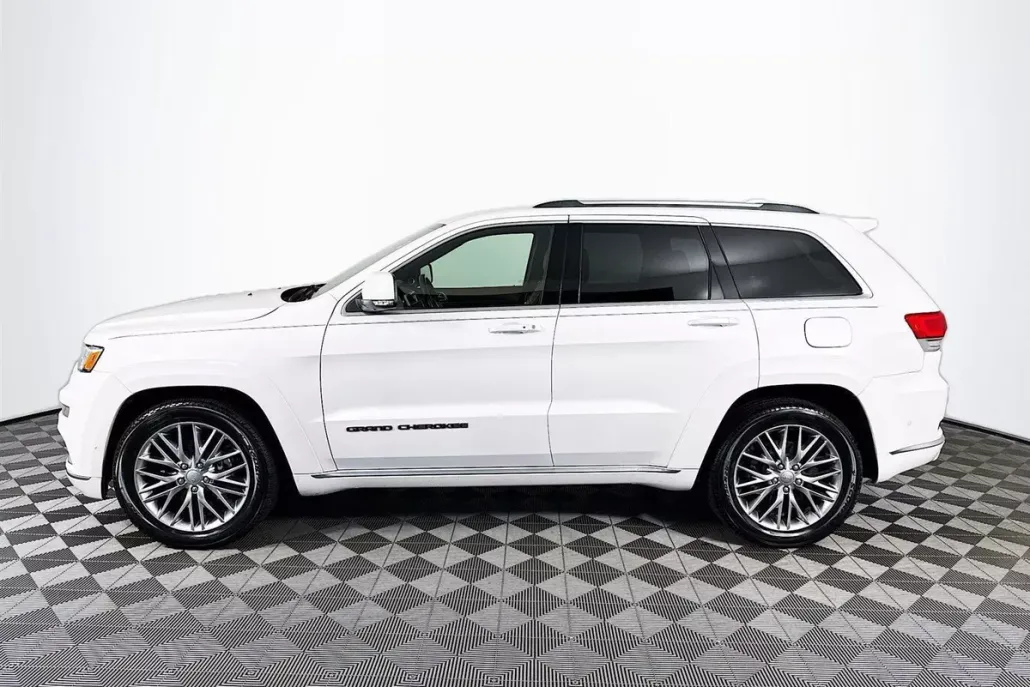 2018 Jeep Grand Cherokee Summit photo 1