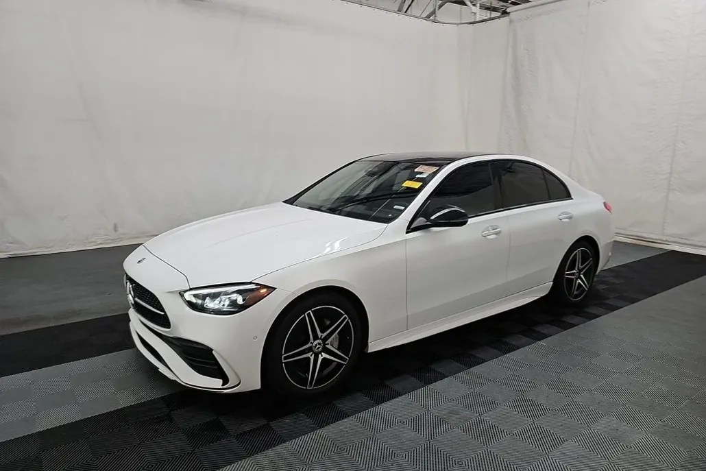 2020 Mercedes Benz GLC 300 4MATIC photo 1