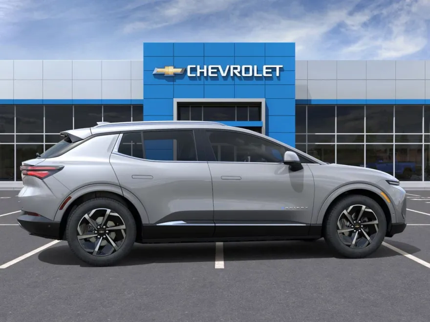2025 Chevrolet Equinox EV 1LT photo 1