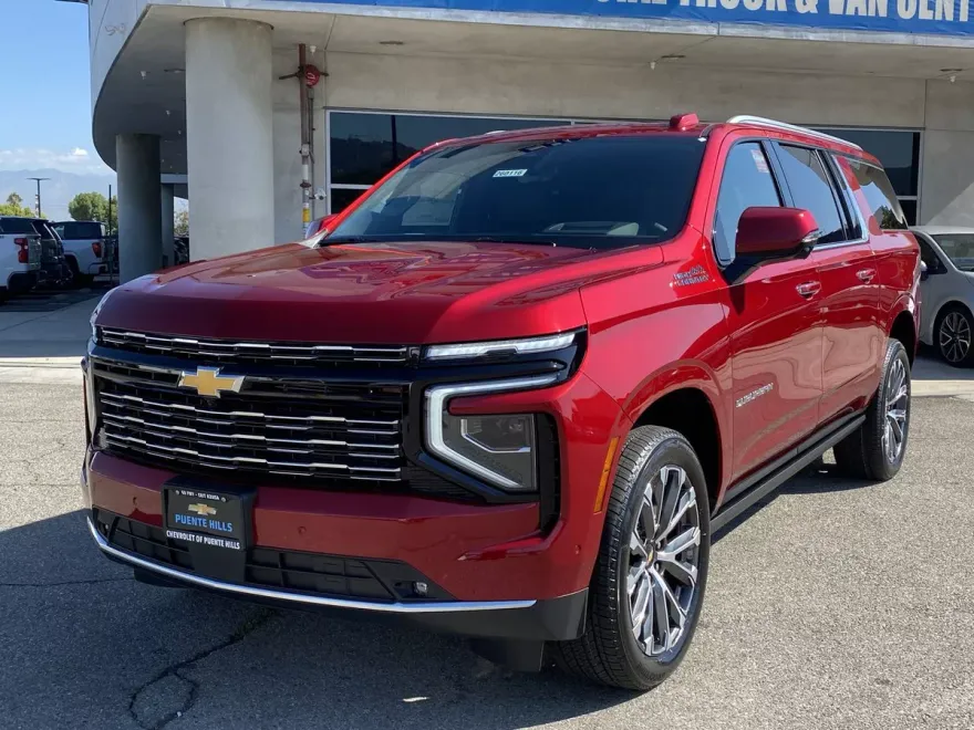 2026 Chevrolet Suburban High Country photo 1