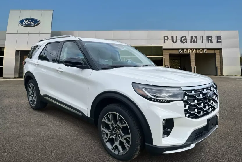 2025 Ford Explorer Platinum photo 1