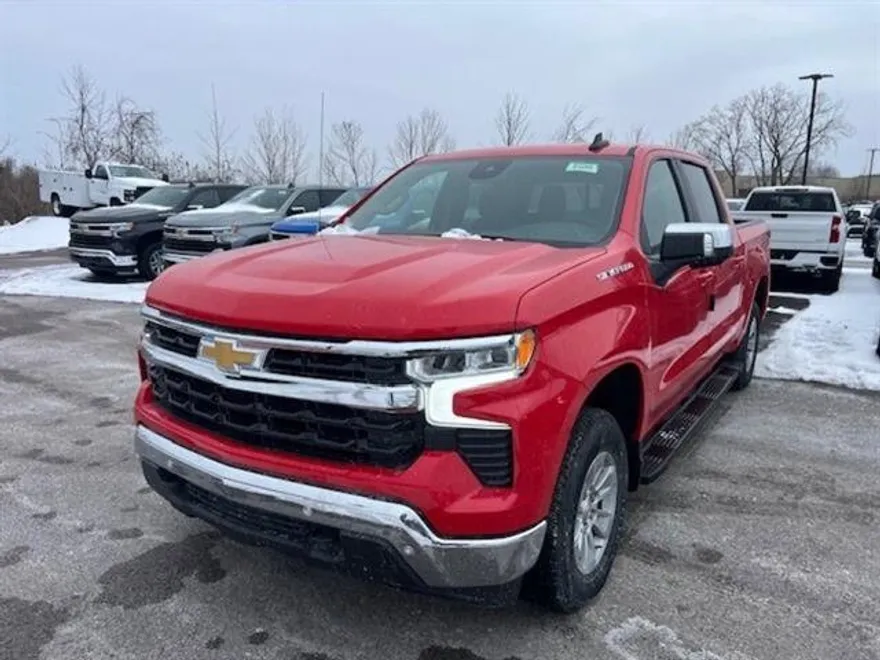 2025 Chevrolet Silverado 1500 LT photo 1