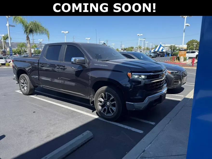 2023 Chevrolet Silverado 1500 LT photo 1