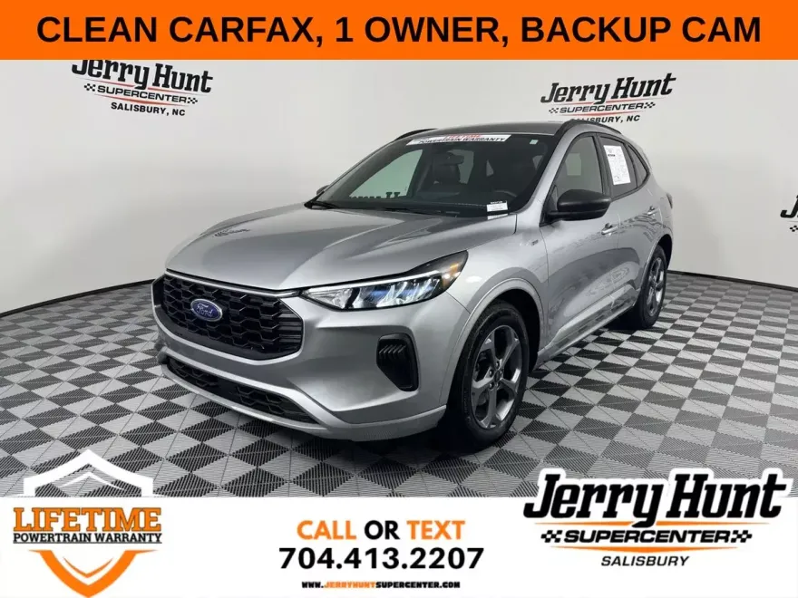 2024 Ford Escape ST-Line photo 1