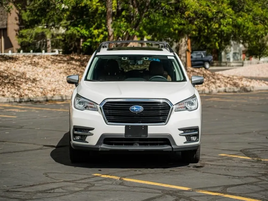 2020 Subaru Ascent Touring photo 1