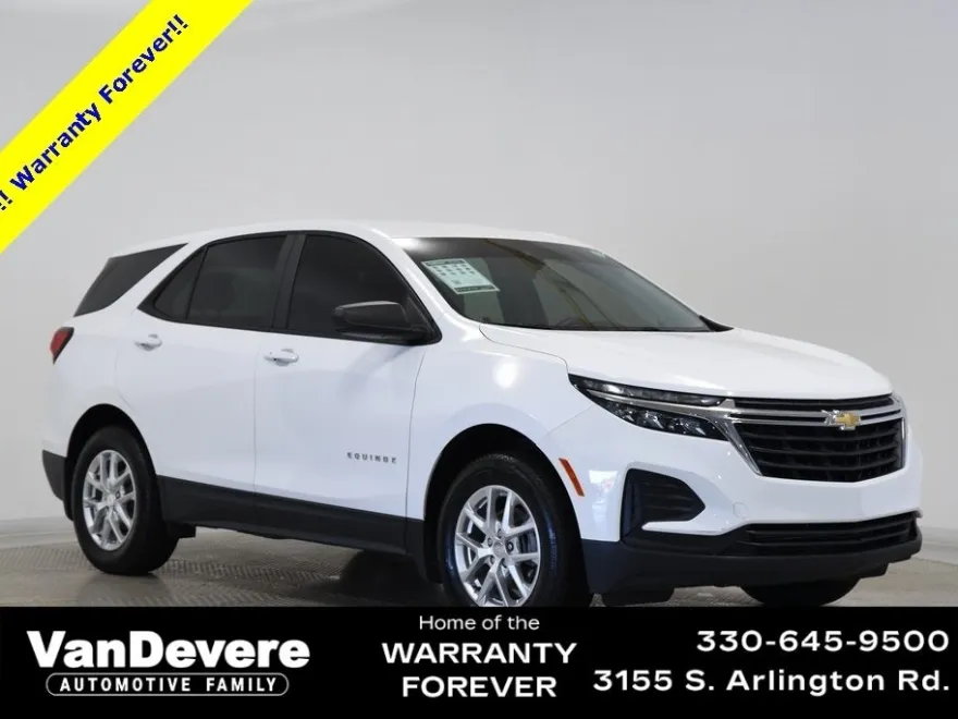 2024 Chevrolet Equinox LS photo 1