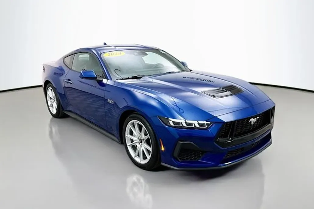 2024 Ford Mustang GT Premium photo 1