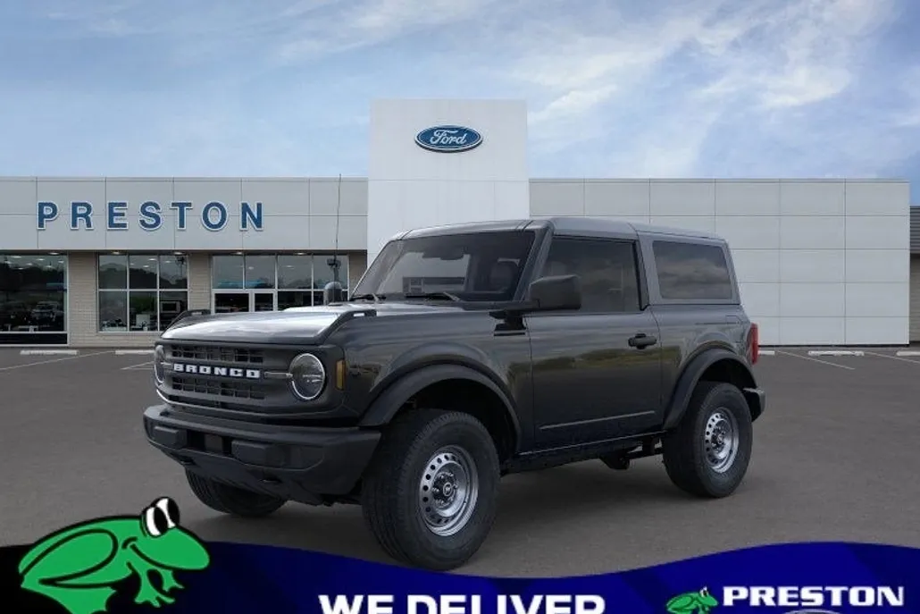 2025 Ford Bronco Base photo 1