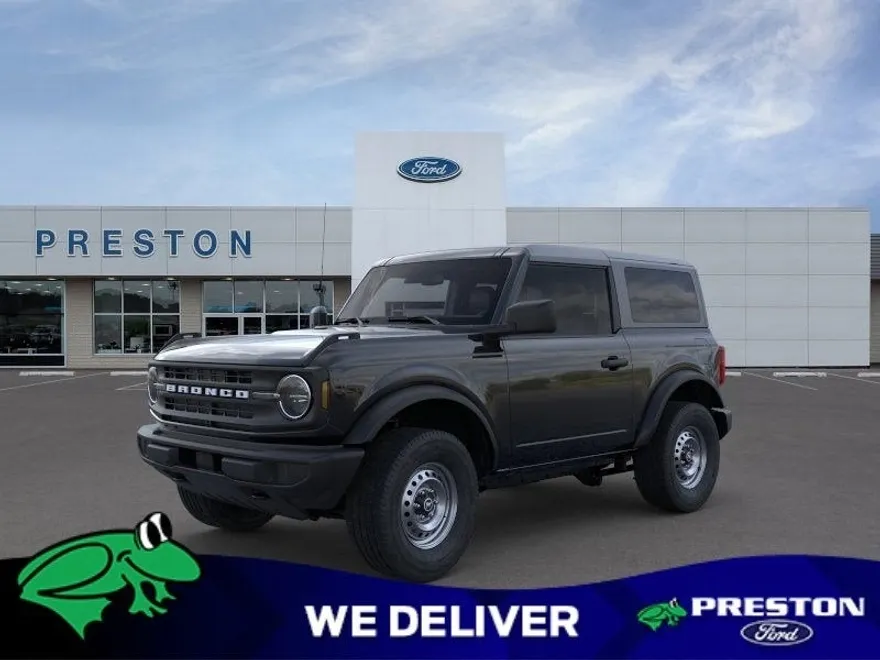 2025 Ford Bronco Base photo 1
