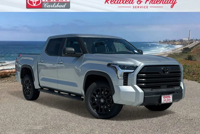 2026 Toyota Tundra SR5 CrewMax photo 1