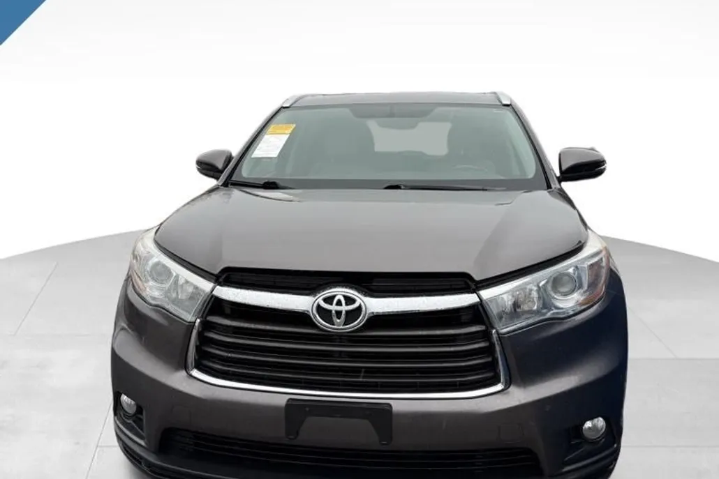 2016 Toyota Highlander XLE photo 1