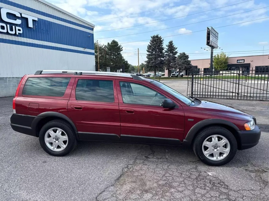 2006 Volvo XC70 photo 1
