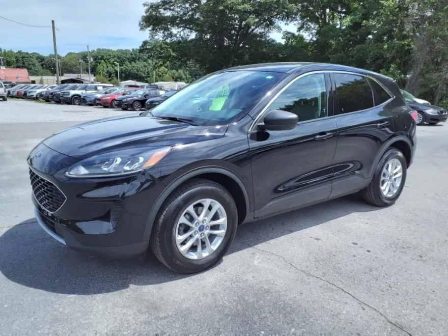 2022 Ford Escape SE photo 1