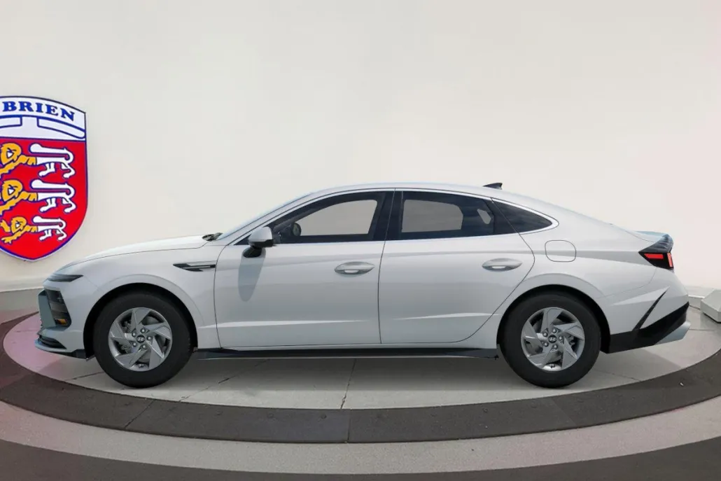 2026 Hyundai Sonata SE photo 1