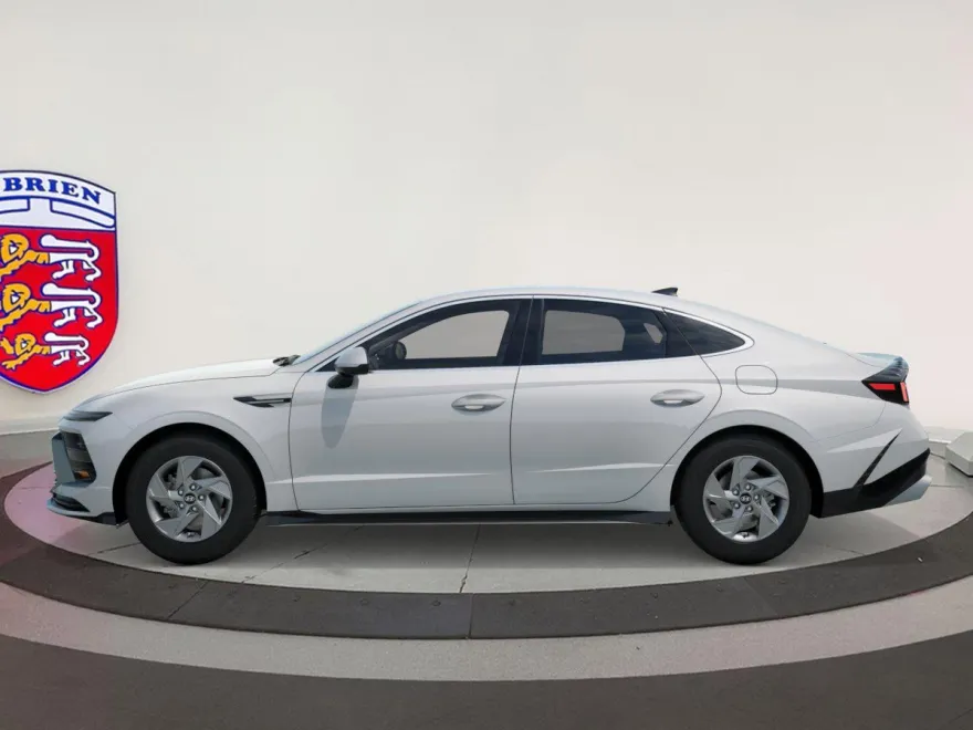 2026 Hyundai Sonata SE photo 1
