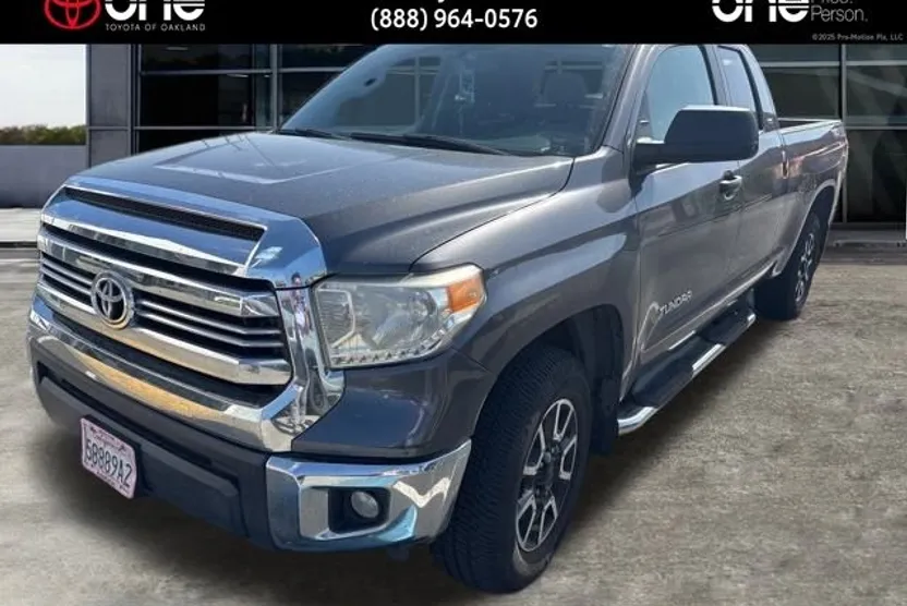 2017 Toyota Tundra TRD Pro photo 1