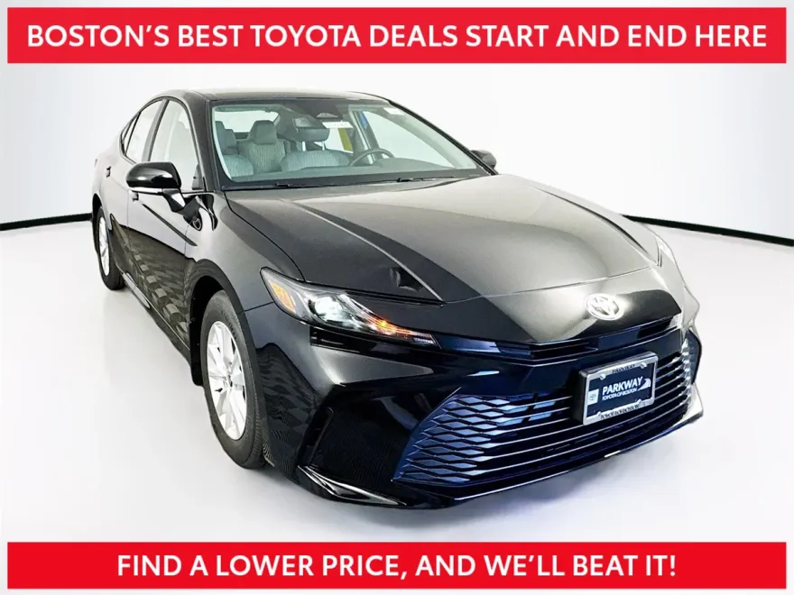 2026 Toyota Camry LE photo 1