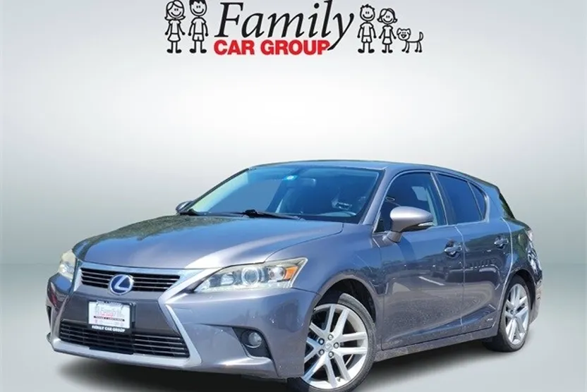 2014 Lexus CT 200h photo 1