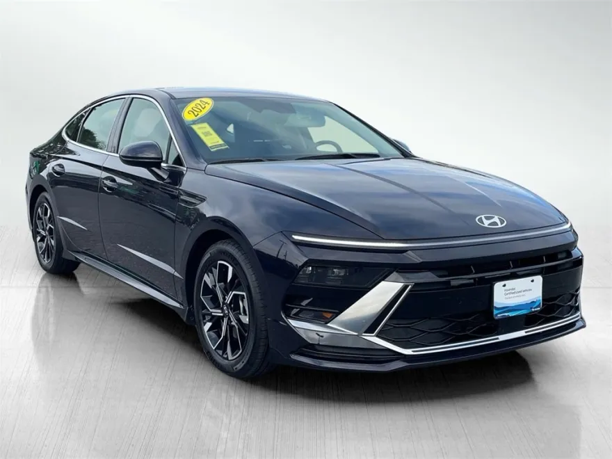 2024 Hyundai Sonata SEL photo 1