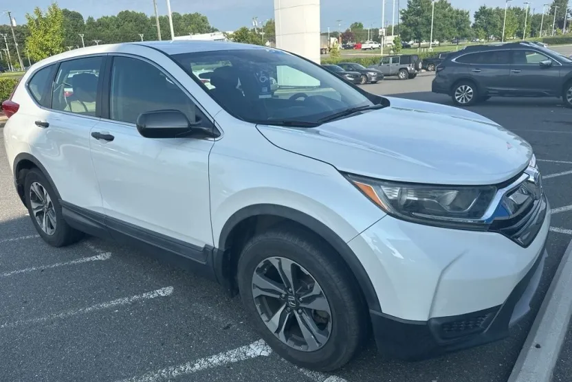 2019 Honda CR-V LX photo 1