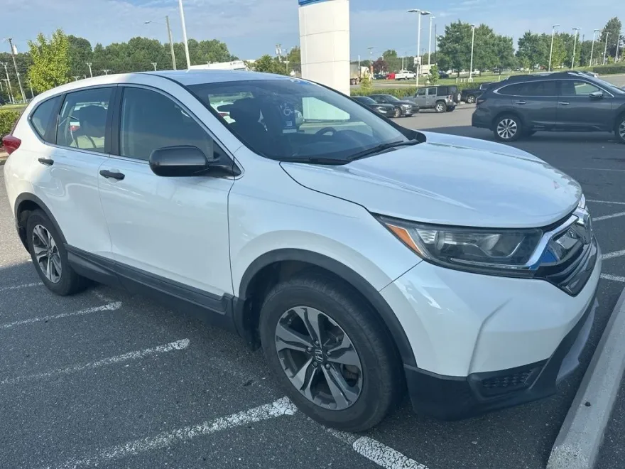 2019 Honda CR-V LX photo 1