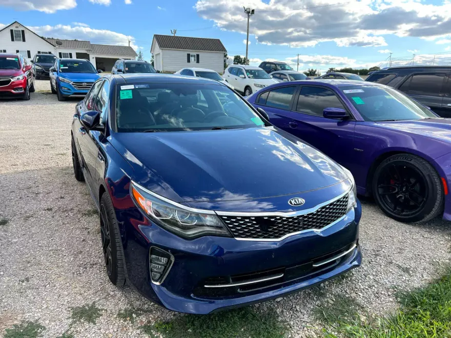 2018 Kia Optima Turbo photo 1