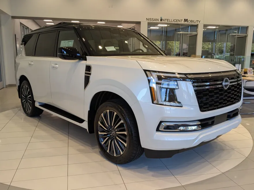 2026 Nissan Armada Platinum Reserve photo 1