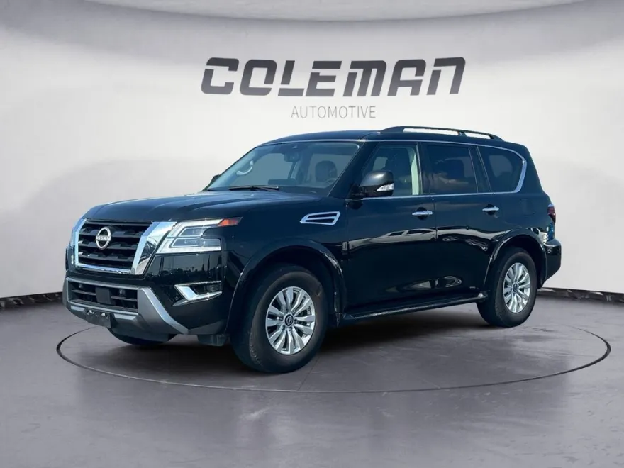 2023 Nissan Armada SV photo 1