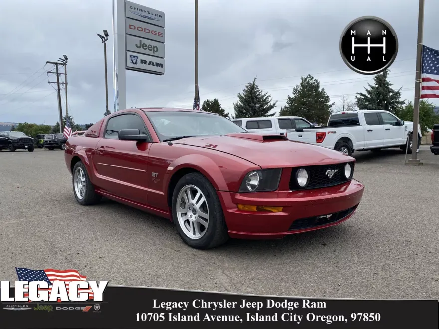 2005 Ford Mustang GT photo 1