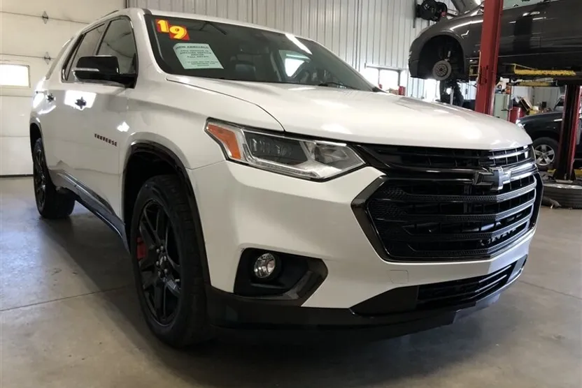2019 Chevrolet Traverse Premier photo 1