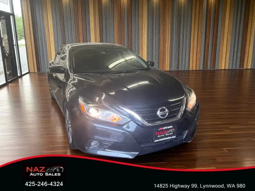 2017 Nissan Altima 2.5 SV photo 1