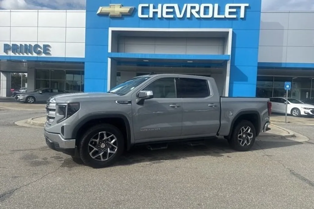 2025 Gmc Sierra 1500 SLE photo 1