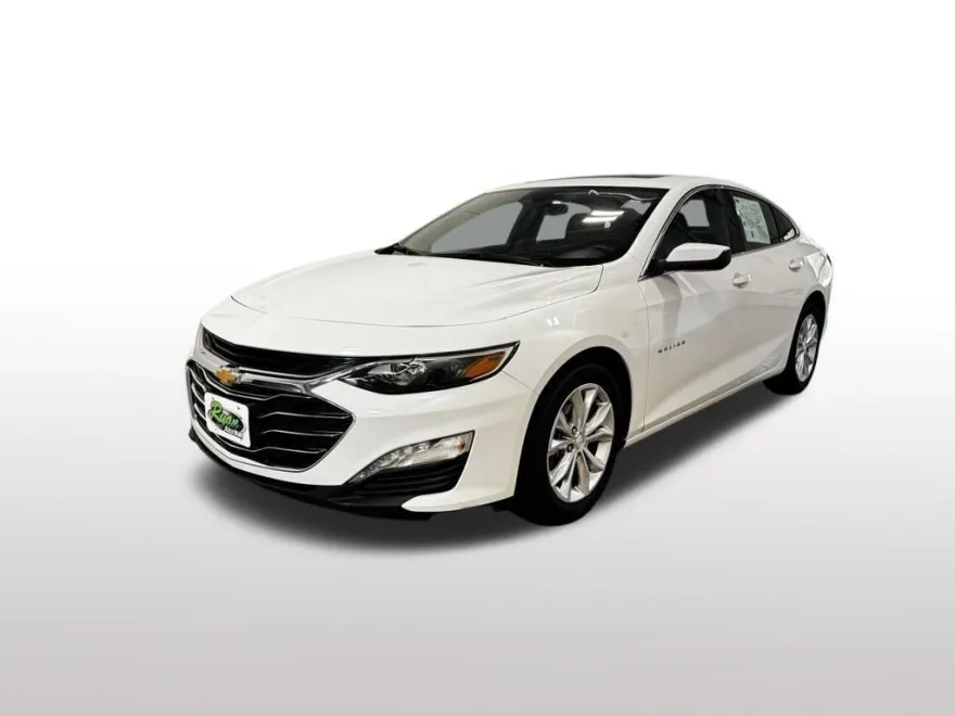 2024 Chevrolet Malibu 1LT photo 1