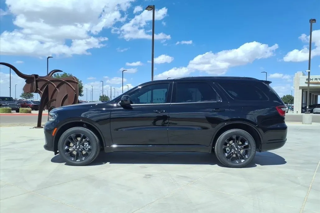 2025 Dodge Durango GT photo 1