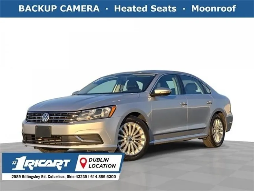 2017 Volkswagen Passat SE photo 1