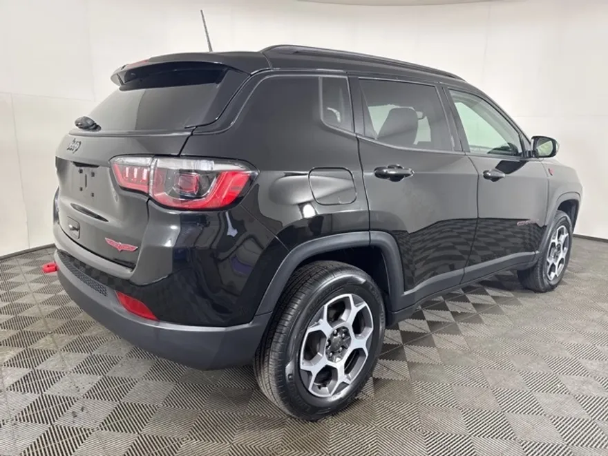 2022 Jeep Compass Trailhawk photo 1