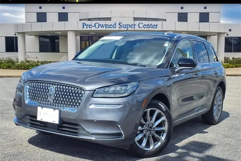 2021 Lincoln Corsair Standard photo 1