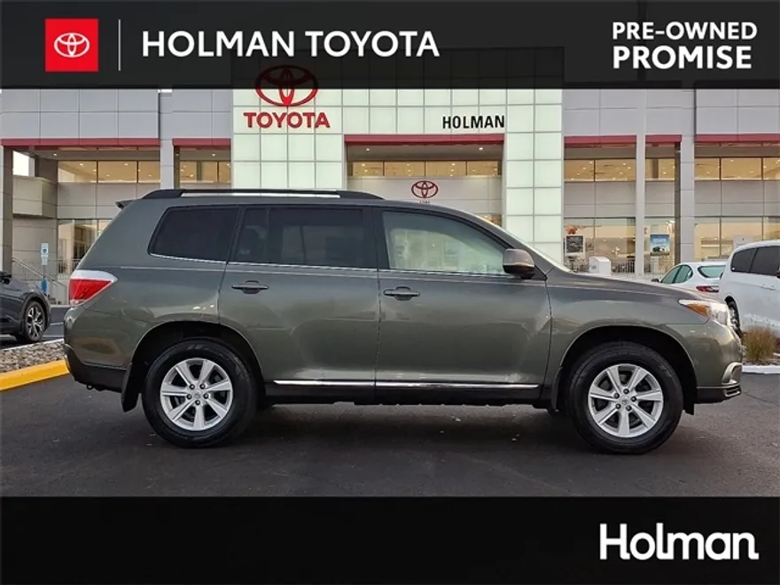 2013 Toyota Highlander Base Plus photo 1