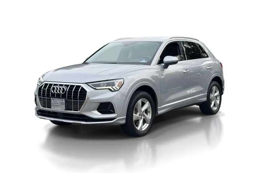 2020 Audi Q3 Premium Plus 45 TFSI photo 1