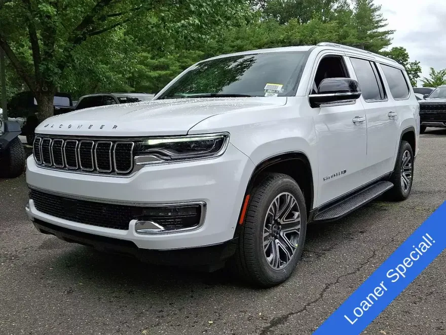 2025 Jeep Wagoneer L Base photo 1