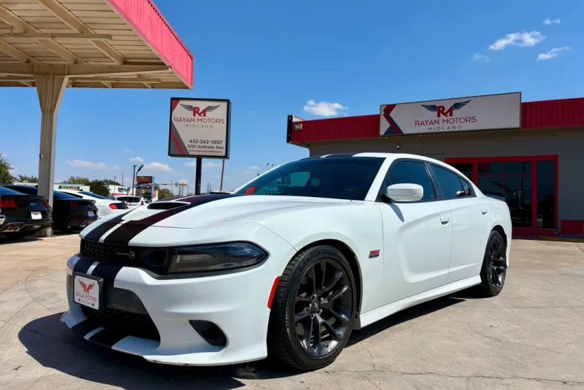 2020 Dodge Charger Scat Pack photo 1
