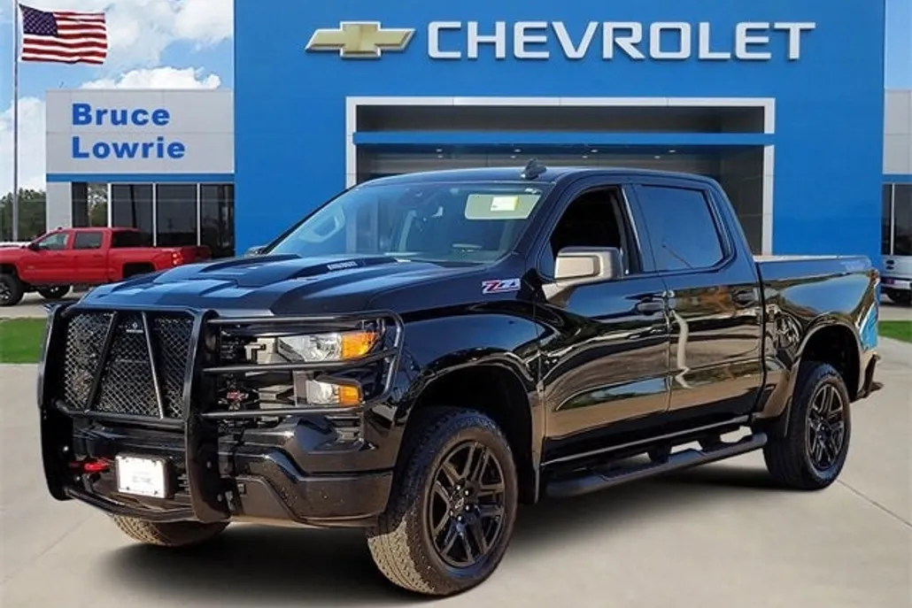 2024 Chevrolet Silverado 1500 Custom Trail Boss photo 1