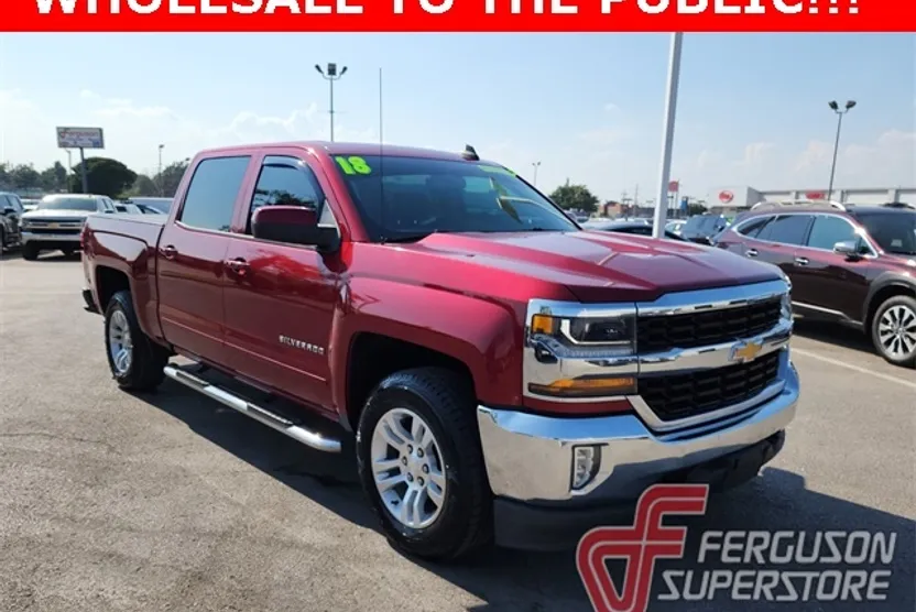2018 Chevrolet Silverado 1500 LT photo 1