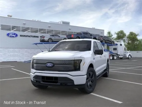 2025 Ford F-150 XLT photo 4