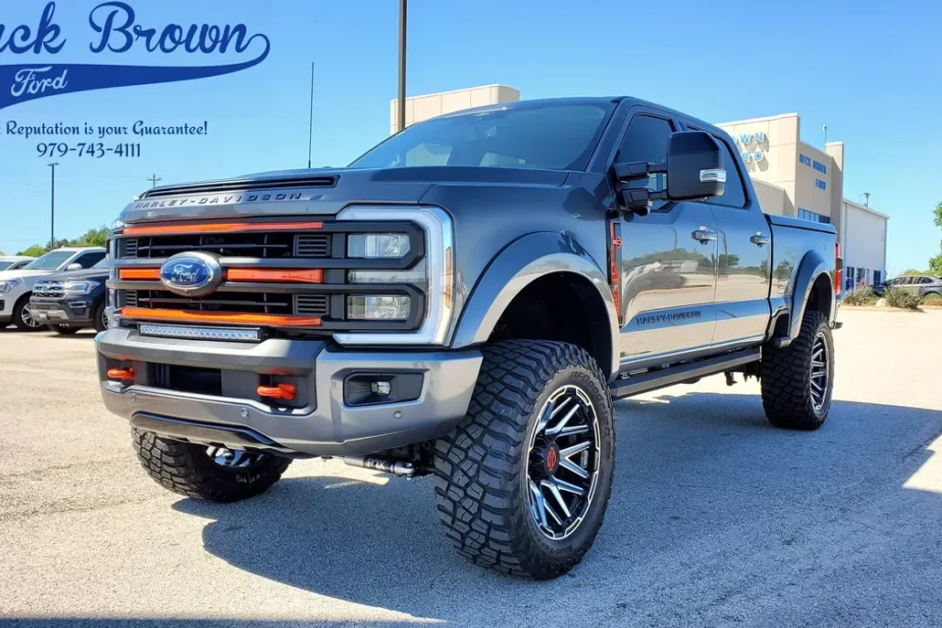 2024 Ford F-250 Harley-Davidson Edition photo 1