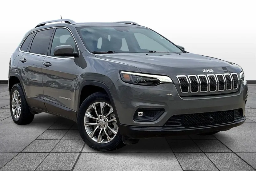 2021 Jeep Cherokee Latitude Lux photo 1