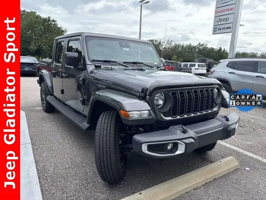 2024 Jeep Gladiator Sport photo 1